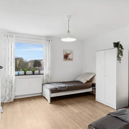 Beautiful With Balcony In Apartamento
